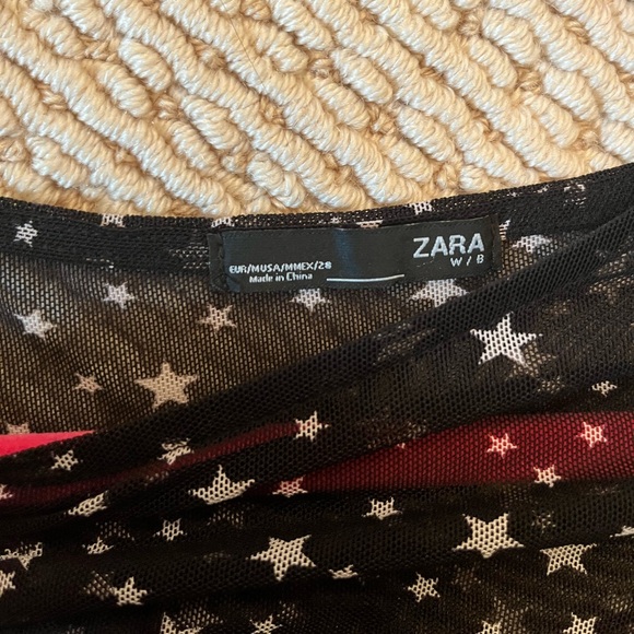 Zara star mesh long sleeve. Size medium - Picture 1 of 2